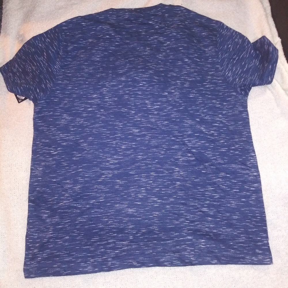 Air Walk Heather Navy Blue W/Green Pocket T-shirt - Picture 4 of 5